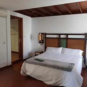 https://villa-fenix.in-canary-islands.com